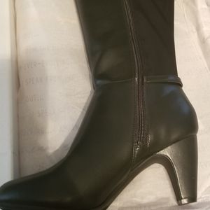 Womens Boots